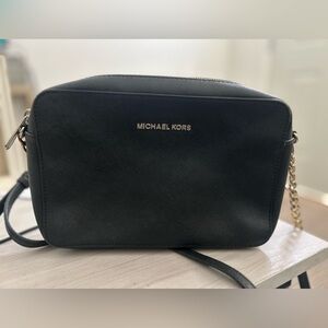 Michael Kors Crossbody purse